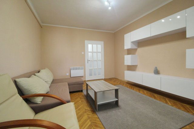 Kiadó téglalakás, albérlet, Debrecenben 200 E Ft / hó, 2 szobás