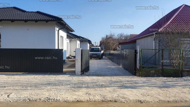 Eladó családi ház, Tárnokon 84.9 M Ft, 4 szobás