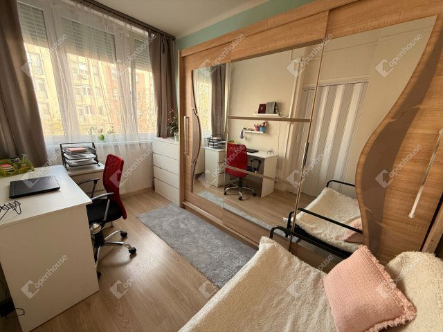 Eladó téglalakás, Budapesten, X. kerületben 64.9 M Ft