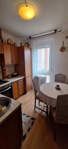 Eladó panellakás, Kaposváron 46.9 M Ft, 3 szobás