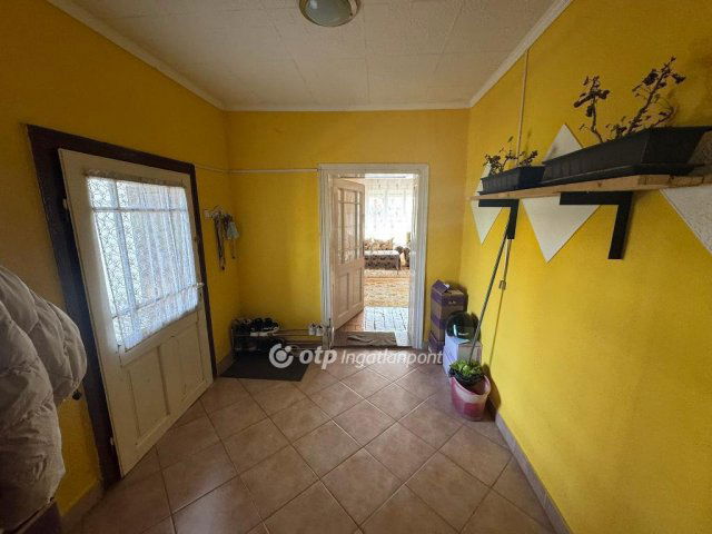 Eladó családi ház, Pusztamonostoron 24 M Ft, 2 szobás