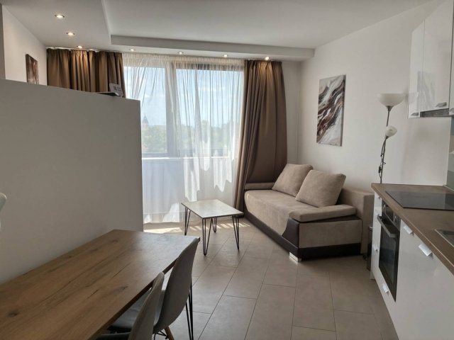 Kiadó téglalakás, albérlet, Pécsett 210 E Ft / hó, 1 szobás