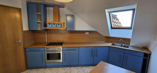 Eladó téglalakás, Sopronban 69.9 M Ft, 3 szobás