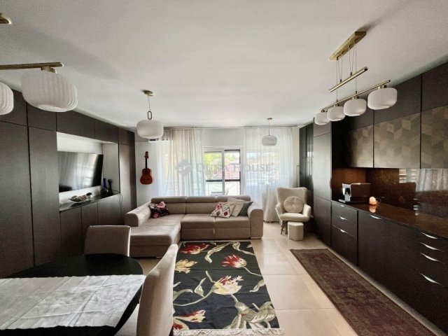 Eladó téglalakás, Velencén 89.5 M Ft, 3 szobás