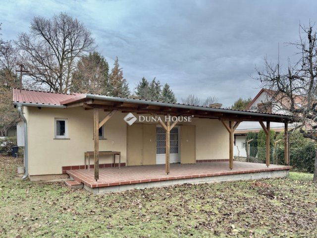 Eladó nyaraló, Siófokon 68.99 M Ft, 3 szobás