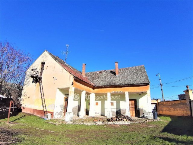 Eladó családi ház, Nagykőrösön 35 M Ft, 4 szobás