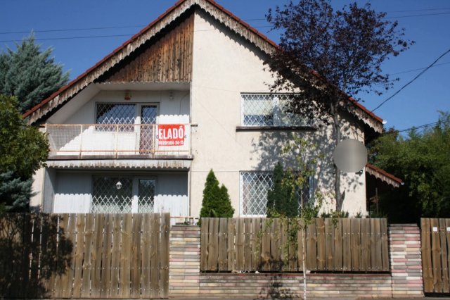 Eladó családi ház, Budapesten, XVIII. kerületben 135 M Ft