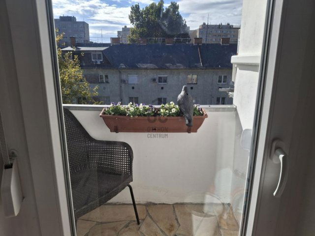 Eladó téglalakás, Budapesten, III. kerületben 89 M Ft, 4 szobás