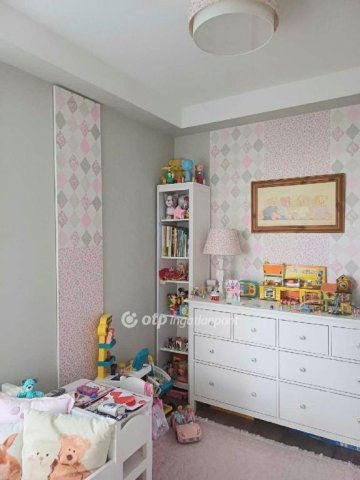 Eladó téglalakás, Budapesten, III. kerületben 174.5 M Ft