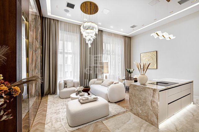 Eladó téglalakás, Budapesten, V. kerületben 299 M Ft, 2+1 szobás