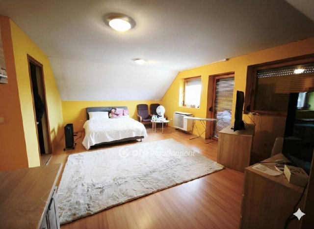 Eladó családi ház, Egerszalókon 98 M Ft, 1 szobás