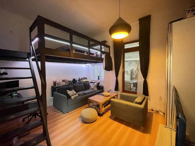 Eladó téglalakás, VII. kerületben, Wesselényi utcában