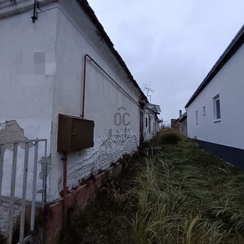 Eladó családi ház, Sormáson 7.9 M Ft, 2 szobás