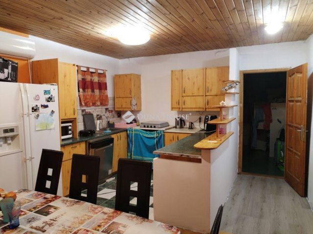 Eladó családi ház, Vereben 65 M Ft, 4 szobás