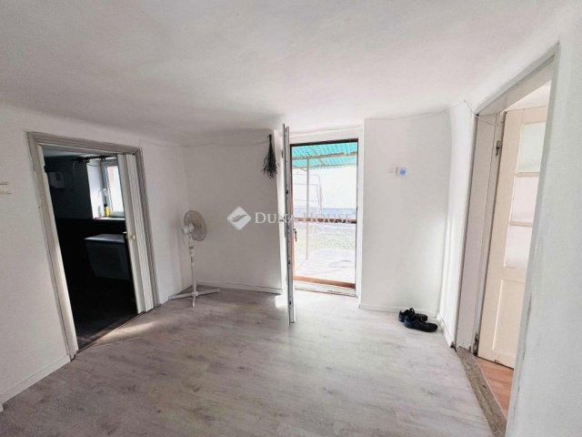 Eladó családi ház, Magyarsarlóson 17.49 M Ft, 1 szobás