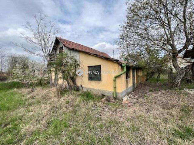 Eladó telek, Tápiószőlősön, Bicskei úton 6 M Ft