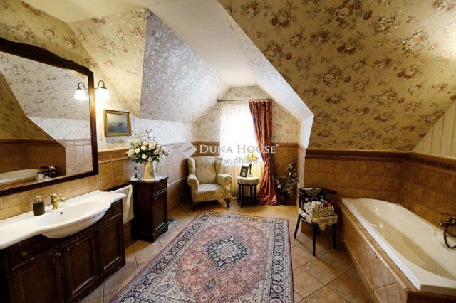 Eladó családi ház, Bonyhádon 119 M Ft, 5 szobás