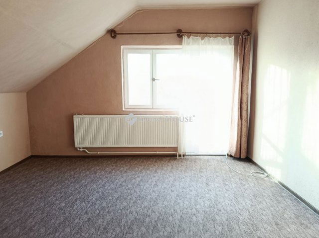 Eladó ikerház, Debrecenben 62 M Ft, 4 szobás