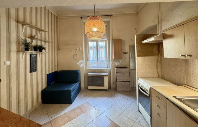 Eladó téglalakás, Budapesten, VII. kerületben 29.99 M Ft