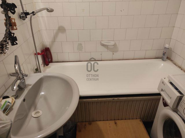 Eladó panellakás, Siófokon 47.9 M Ft, 2 szobás