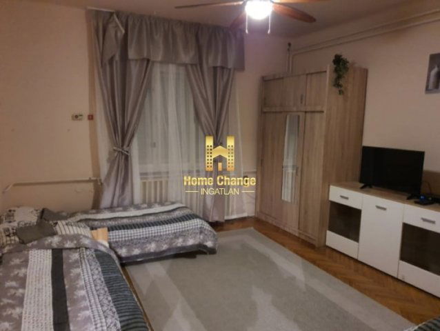 Eladó családi ház, XX. kerületben, Köztársaság téren