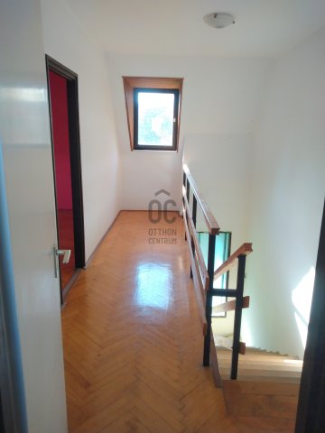 Eladó családi ház, Hosszúperesztegen 28.5 M Ft, 6 szobás