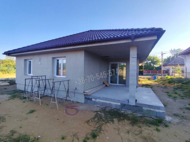 Eladó családi ház, Inárcson 114 M Ft, 5 szobás