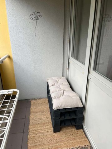 Kiadó téglalakás, albérlet, Tatán 230 E Ft / hó, 3 szobás