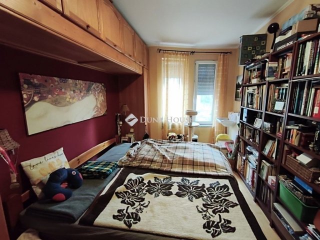 Eladó téglalakás, Budapesten, IV. kerületben 198 M Ft, 4 szobás