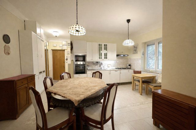 Eladó téglalakás, Budapesten, II. kerületben, Szépvölgyi úton