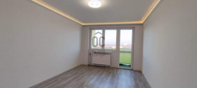 Kiadó panellakás, albérlet, Debrecenben 150 E Ft / hó, 1 szobás