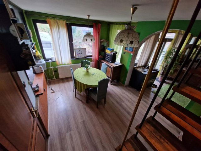 Kiadó ikerház, albérlet, Dunakeszin 250 E Ft / hó, 3+1 szobás