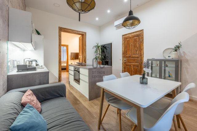 Eladó téglalakás, Budapesten, VI. kerületben, Király utcában