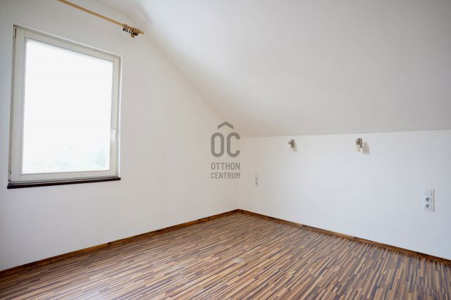 Eladó családi ház, Diósdon 144.9 M Ft, 5 szobás