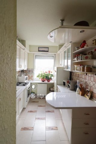 Eladó téglalakás, Budapesten, XX. kerületben 83 M Ft, 3 szobás