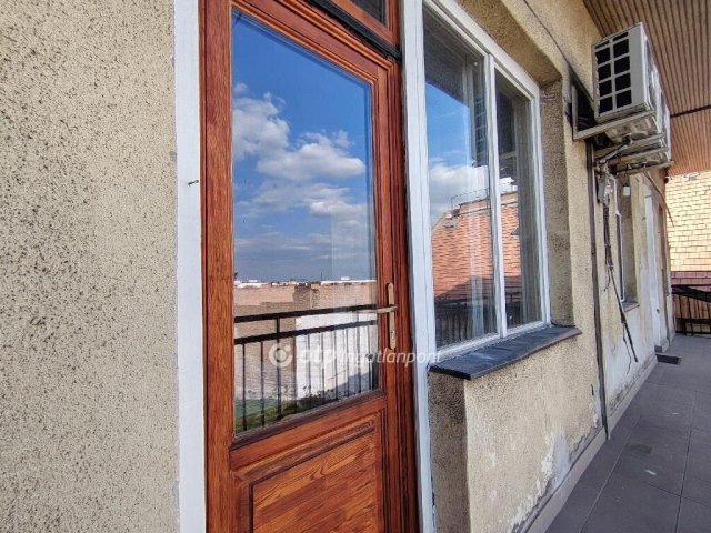 Eladó téglalakás, Budapesten, VII. kerületben 68.9 M Ft