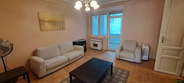 Kiadó téglalakás, albérlet, Székesfehérvárott 250 E Ft / hó