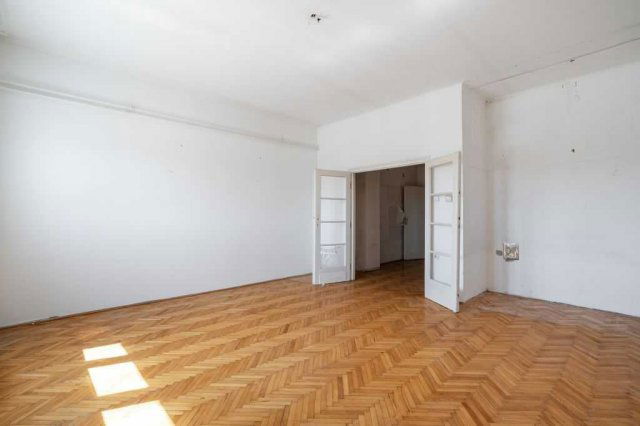 Eladó téglalakás, Budapesten, V. kerületben, Sütő utcában