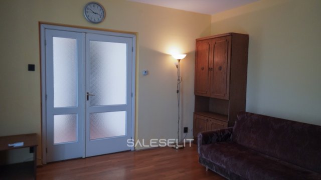 Eladó panellakás, Debrecenben 63 M Ft, 1+1 szobás