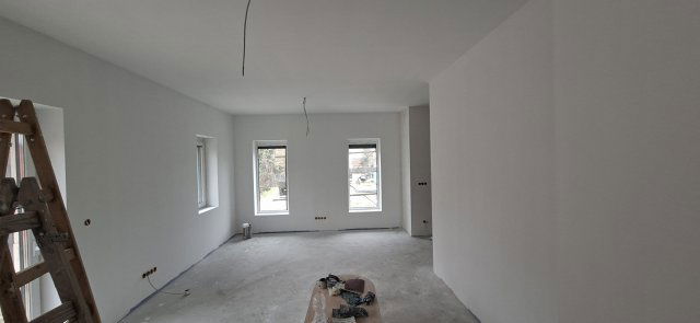 Eladó családi ház, Gödön 109.9 M Ft, 4 szobás