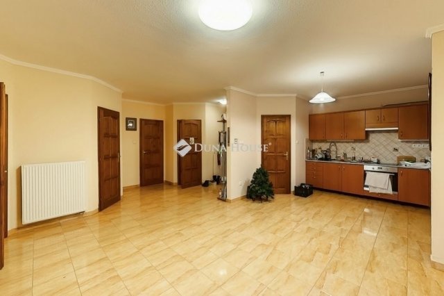 Eladó ikerház, Szigethalmon 89.9 M Ft, 3 szobás