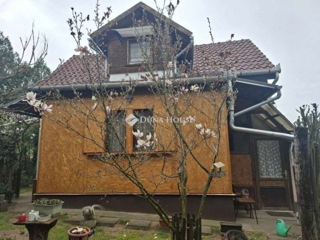 Eladó családi ház, Sülysápon 33 M Ft, 3 szobás