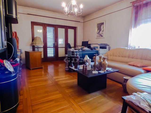 Eladó ikerház, Budapesten, XVI. kerületben 184.9 M Ft, 5 szobás