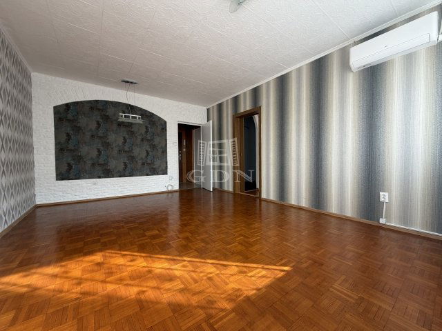 Eladó panellakás, Budapesten, XIV. kerületben 61.8 M Ft, 2 szobás