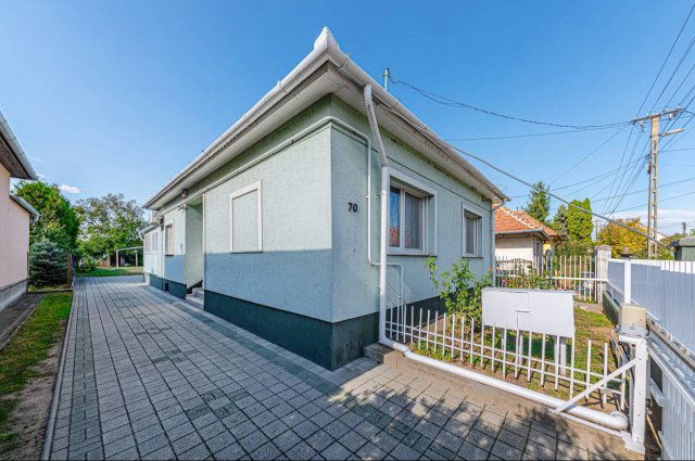 Eladó családi ház, Ecseren 92.9 M Ft, 3 szobás