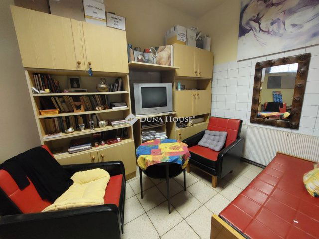 Eladó családi ház, Romhányon 36 M Ft, 2 szobás