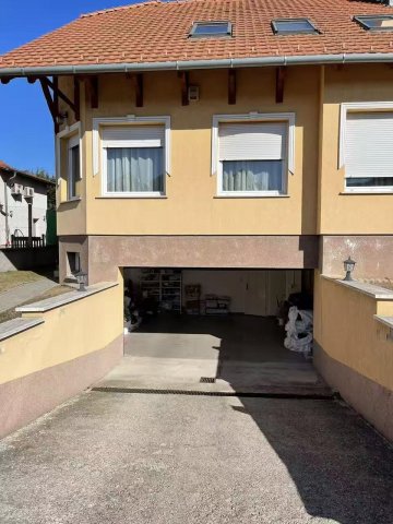 Eladó ikerház, Budapesten, XVIII. kerületben 185 M Ft, 8 szobás