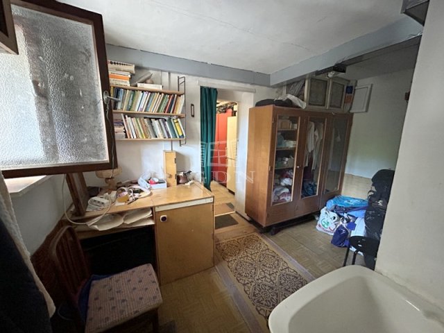 Eladó ipari ingatlan, Budapesten, II. kerületben 29.9 M Ft