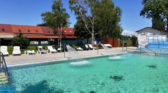 Eladó családi ház, Tóalmáson 30 M Ft, 2 szobás