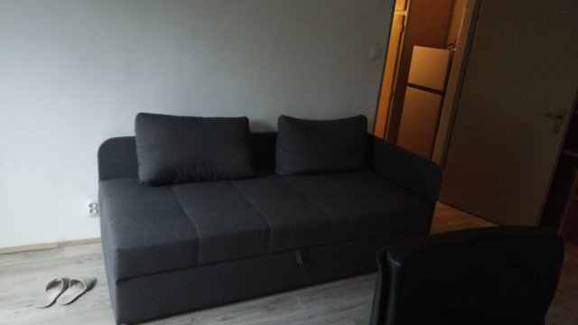 Kiadó panellakás, albérlet, Pécsett, Endresz György utcában